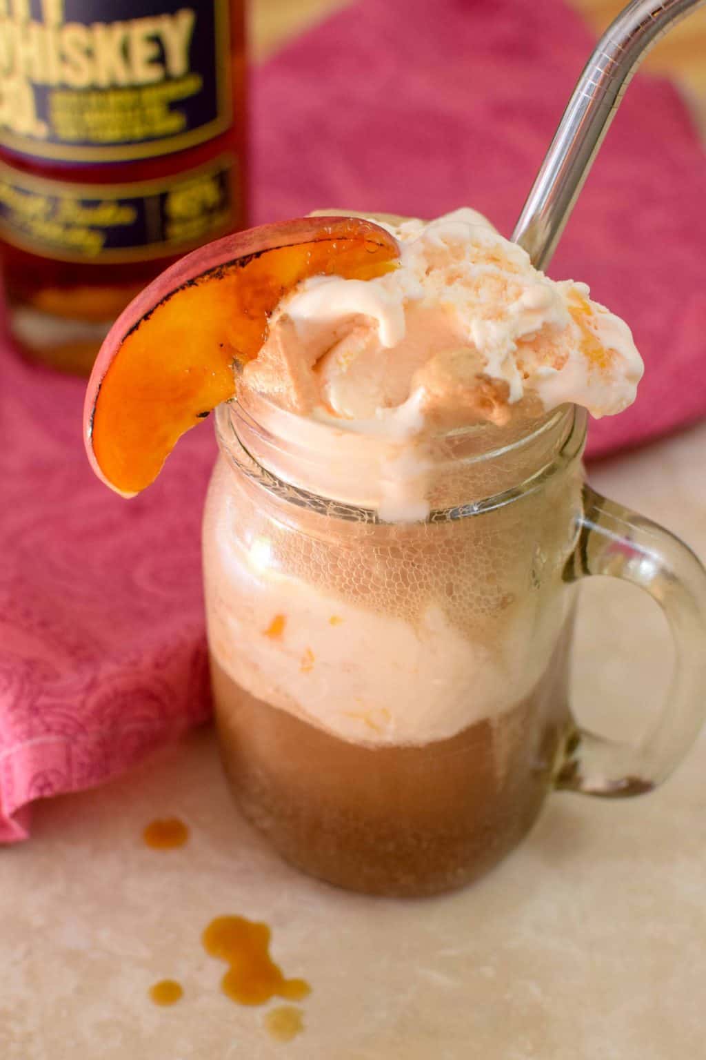 https://www.thebeardandthebaker.com/wp-content/uploads/2018/08/Peach-Velvet-Ice-Cream-Boozy-Root-Beer-Float-21.jpg